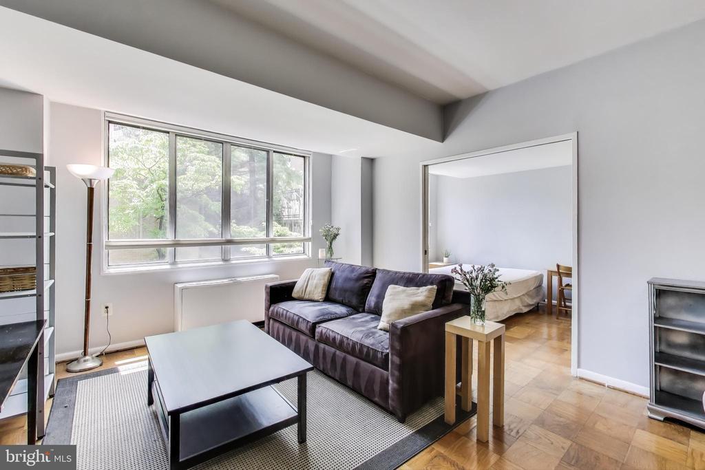 Foto principal - 2939 Van Ness St NW
