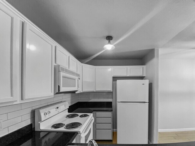 Foto del edificio - 9325 W Desert Inn Rd