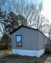 Building Photo - 71 Ernest Ln