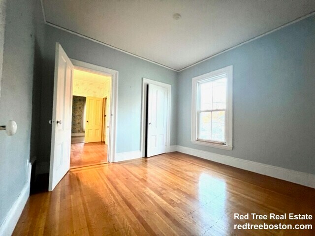 Building Photo - 510 Watertown St