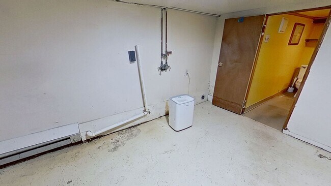 Foto del edificio - First-Floor Living in West York