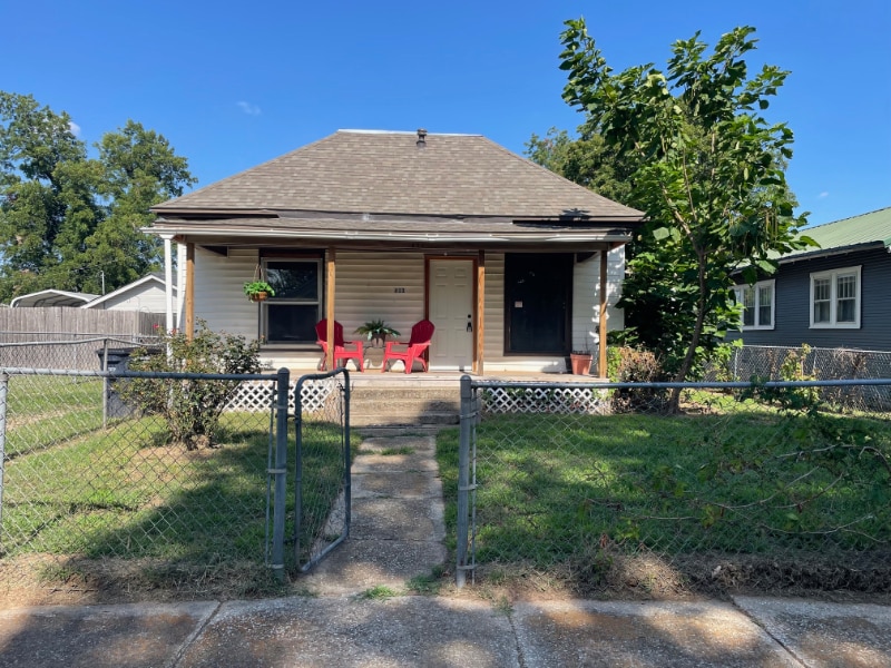 Foto principal - 611 N Chapman Ave
