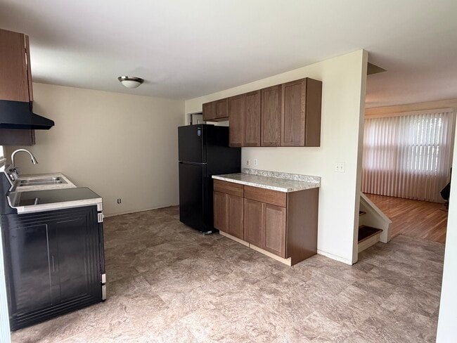 Building Photo - 68 Moxon Dr