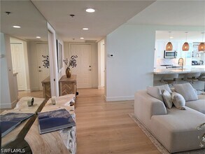Building Photo - 5550 Heron Point Dr