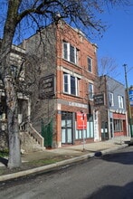 Building Photo - 2526 N California Ave