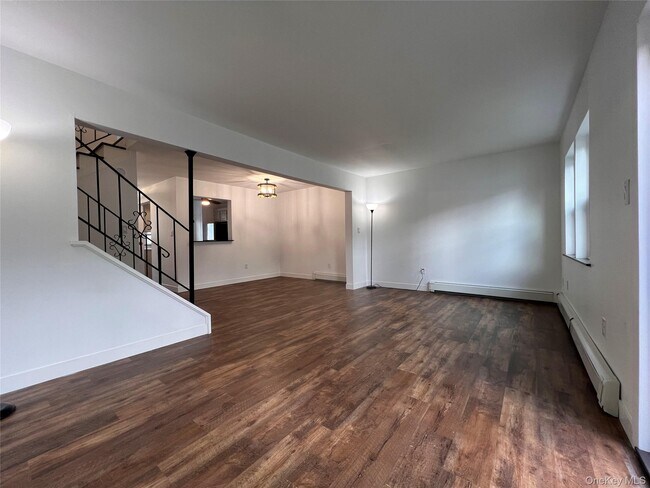 Foto del edificio - 524 Saracino Dr