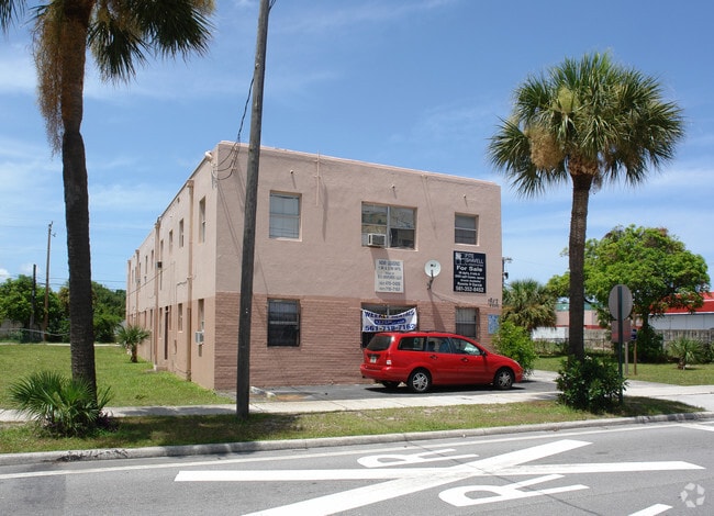 Building Photo - 1017 Palm Beach Lakes Blvd.