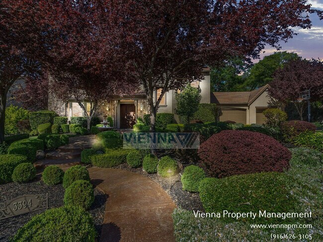 Building Photo - 3394 Greenview Dr