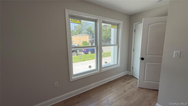 Building Photo - 120 Linden Ave