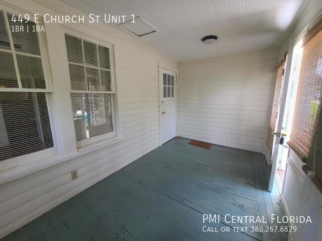 Building Photo - Darling 1 Bedroom 1 Bath Apartment in Deland