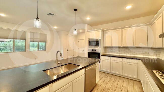 Foto del edificio - 9337 East Sebring Avenue