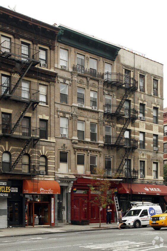 Foto principal - 793 Ninth Avenue