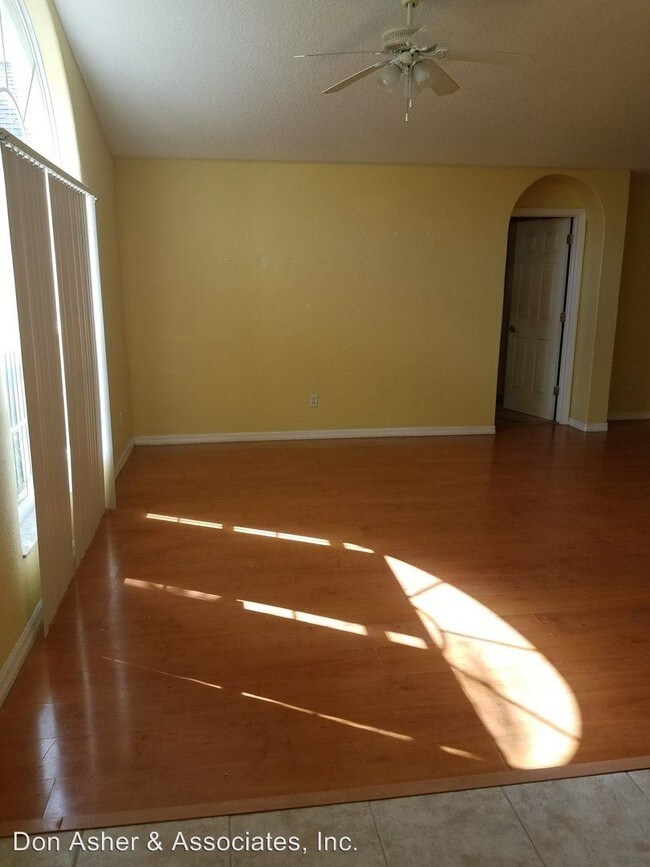 Building Photo - 3 br, 2 bath House - 7641 Georgeann Street
