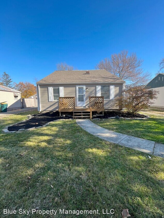 Primary Photo - 4 br, 2.5 bath House - 2500 N Hollywood Ave