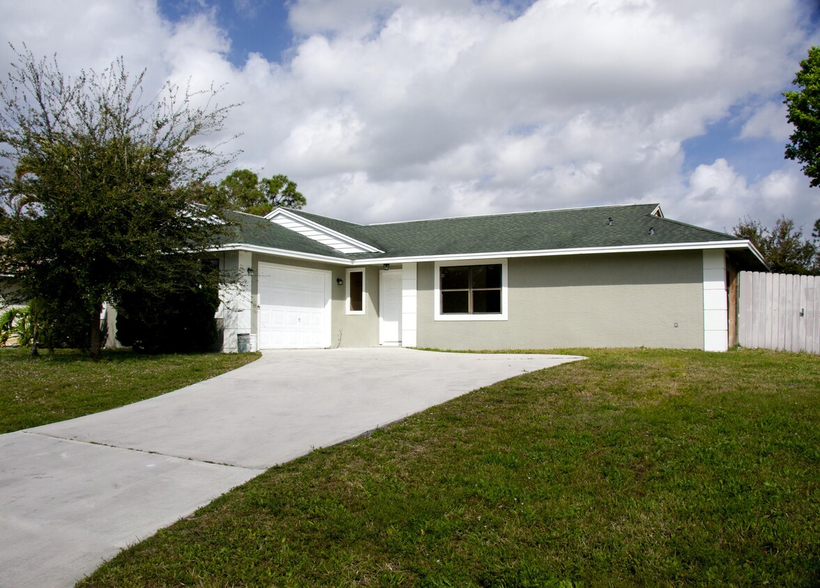 Foto principal - 1101 SW Alexandria Ave