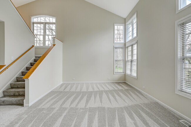 Foto del edificio - 128 Fairway Dr