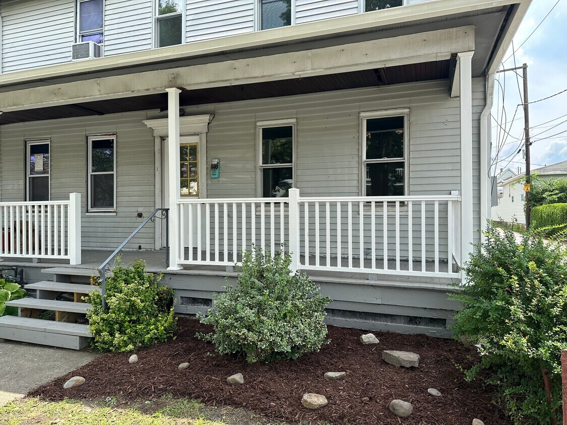440 Alder St, Scranton, PA 18505 Townhome Rentals in Scranton PA