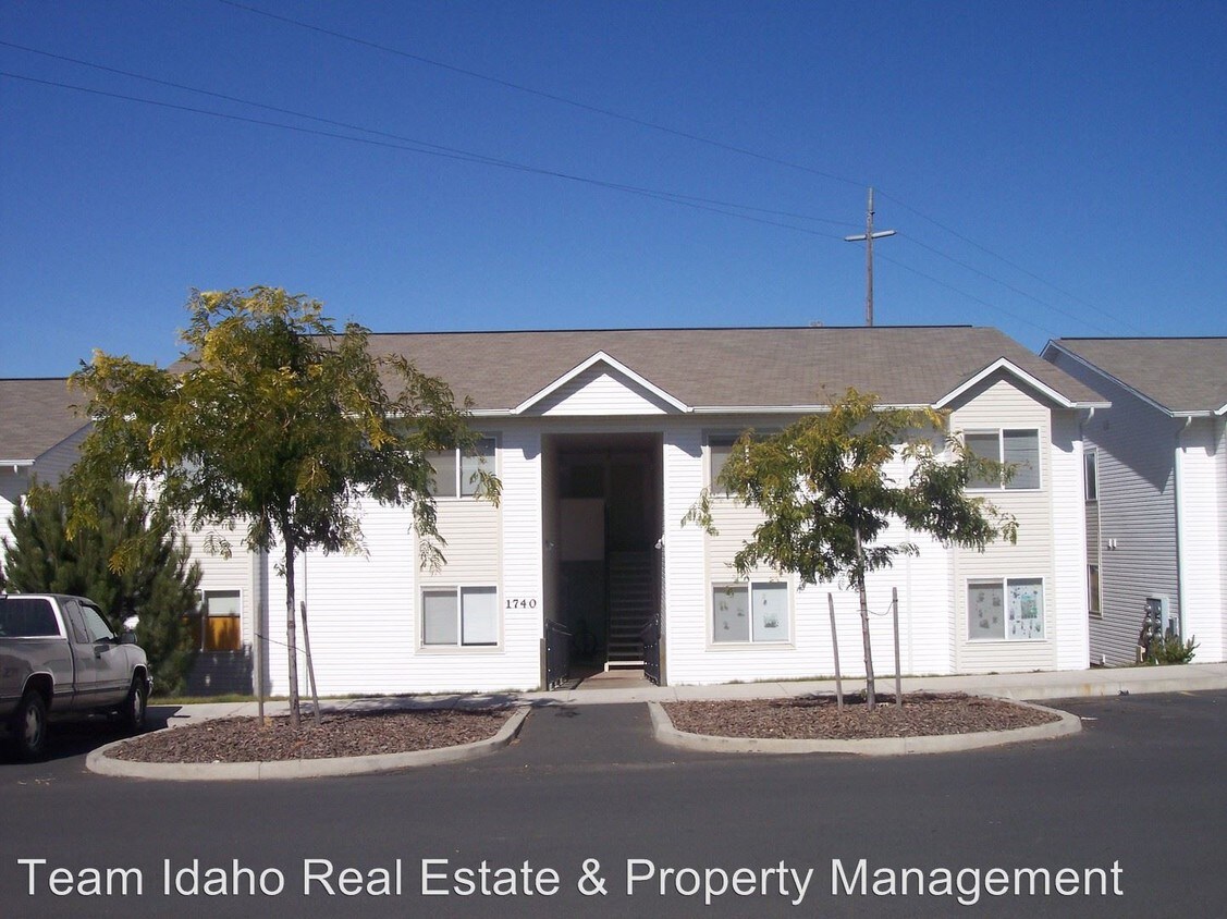 Foto principal - 1740 White Ave