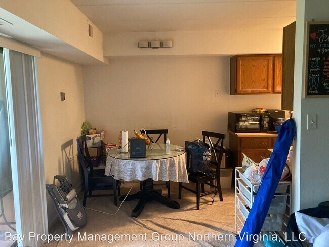 Foto del edificio - 2 br, 1 bath House - 2341 FREETOWN CT #1B