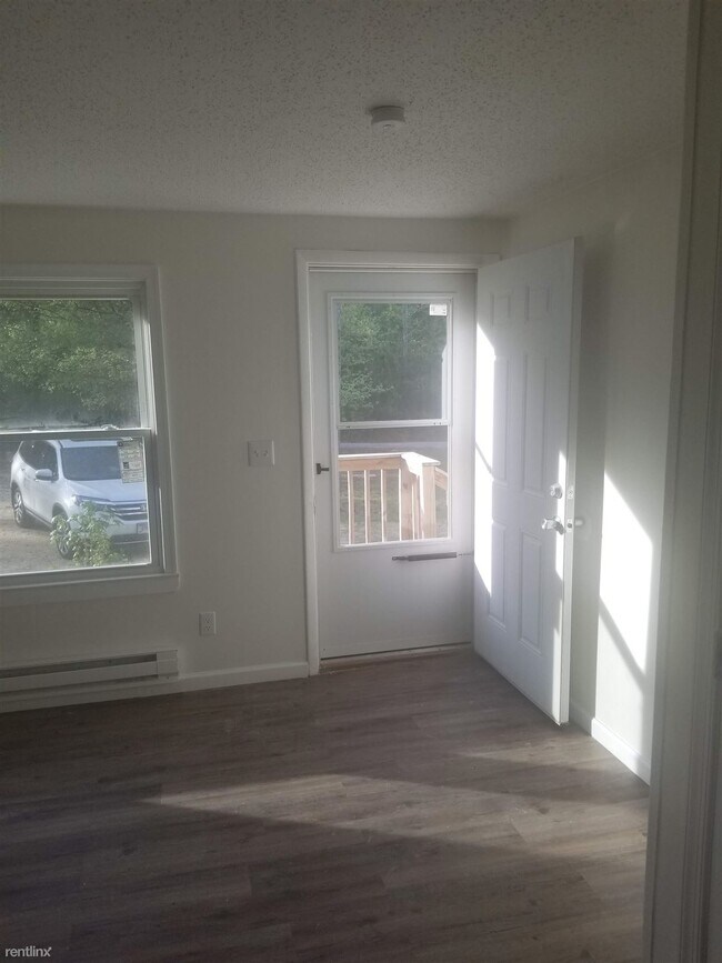 Building Photo - 3 br, 1 bath House - 20288 Scriber Lane