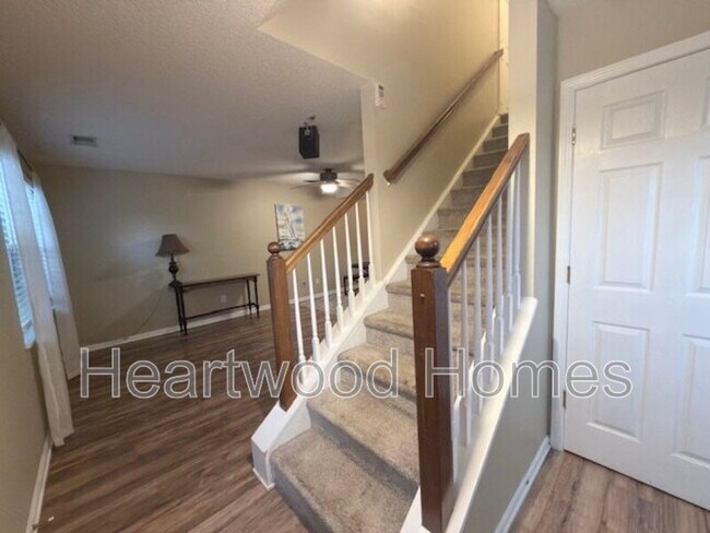 Building Photo - 264 Orchard Hill Dr