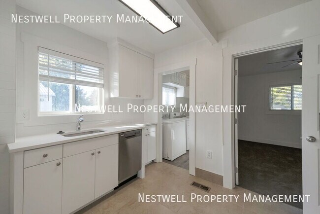 Foto del edificio - 2310 S Green St