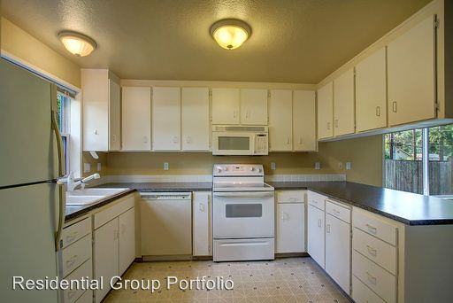 Building Photo - 19916 76th Ave W