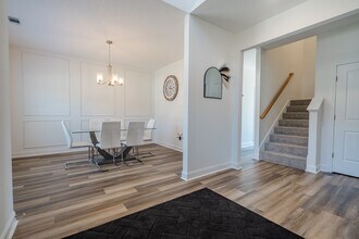 Building Photo - 158 Legacy Ln