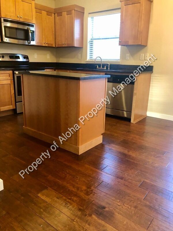 Building Photo - 8637 W Pine Valley Ln