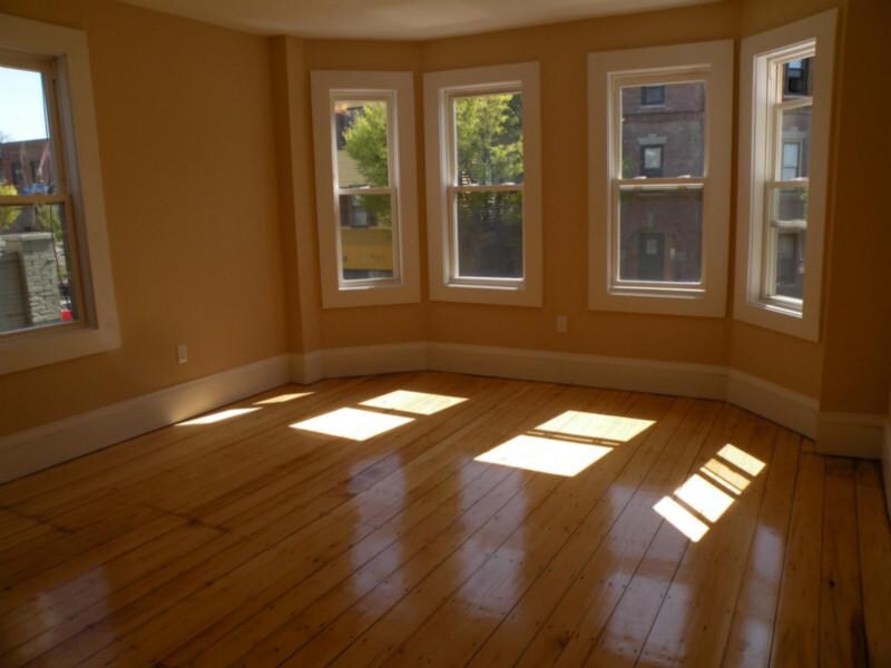 Primary Photo - 3147 Washington St
