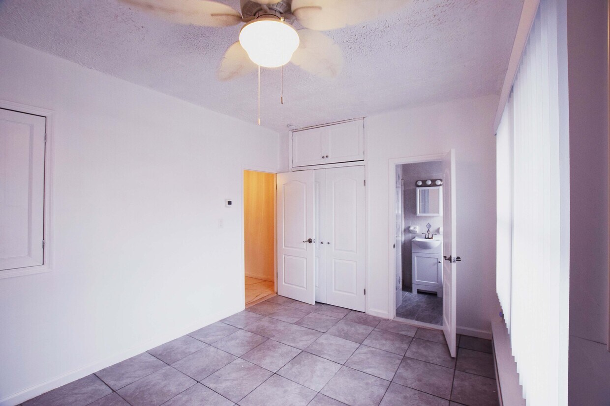 Bedroom - 167 N Main St