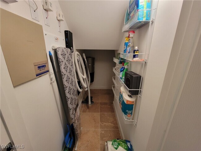 Foto del edificio - 28209 Jeneva Way