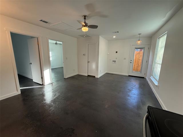 Foto del edificio - 1135 Holly Glen Cir