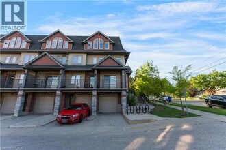Building Photo - 487 East Ave