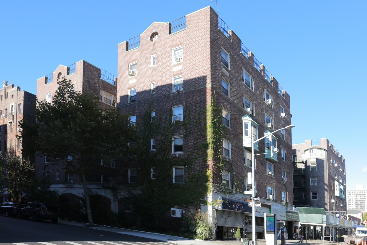 Primary Photo - 110-48-111-72 Queens Blvd
