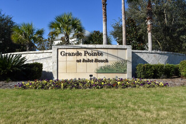 Building Photo - 79 Grande Pointe Dr