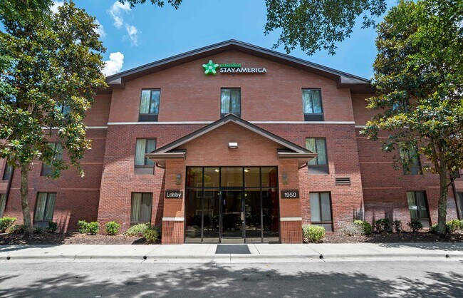 Building Photo - Furnished Studio-Tallahassee - Killearn