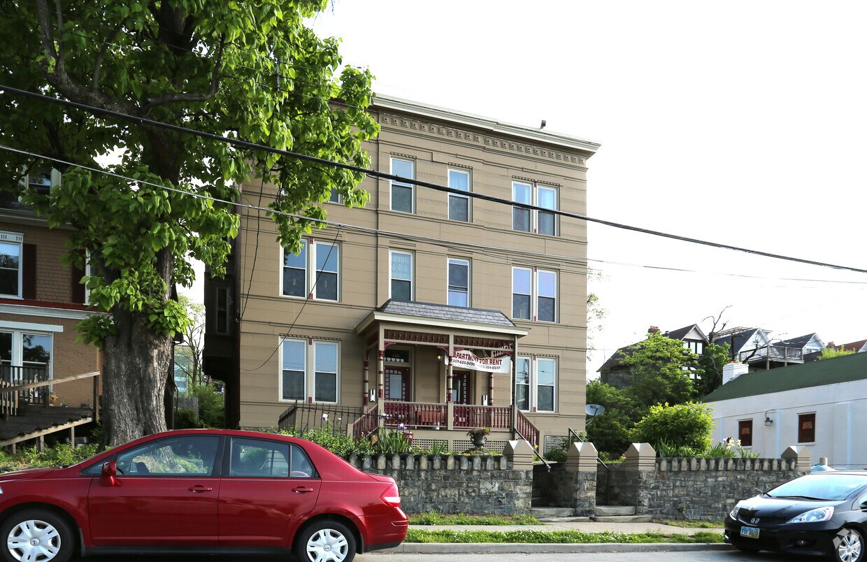 138140 Dorchester Ave, Cincinnati, OH 45219 Apartments in Cincinnati