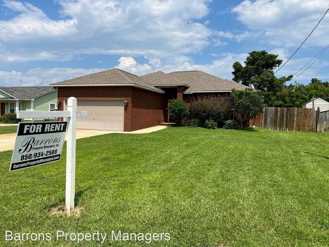 Foto principal - 3 br, 2 bath House - 1500 Joseph Circle