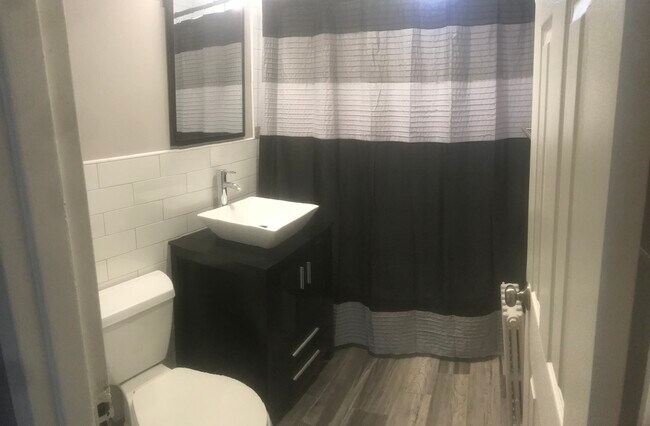 Ceramic tile floor - 3506 Utopia Pky