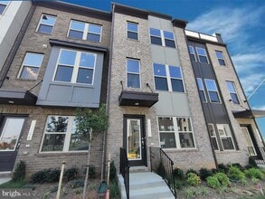 Building Photo - 13742 Cobble Lp