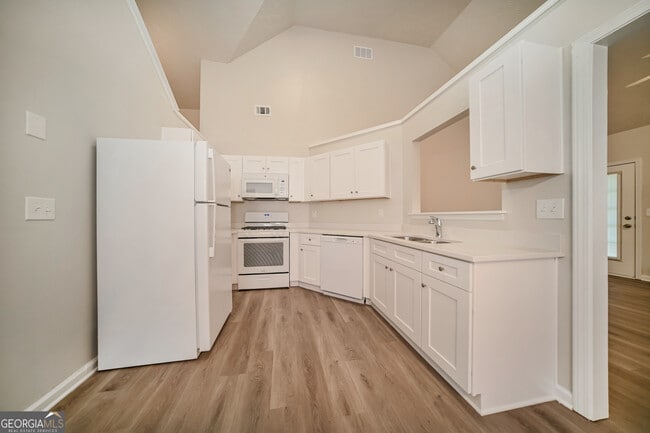 Building Photo - 60 Freeman Way