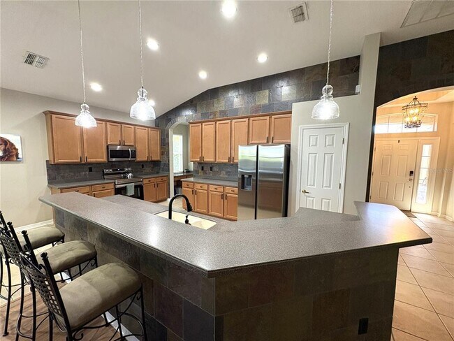 Foto del edificio - 12426 23rd St E