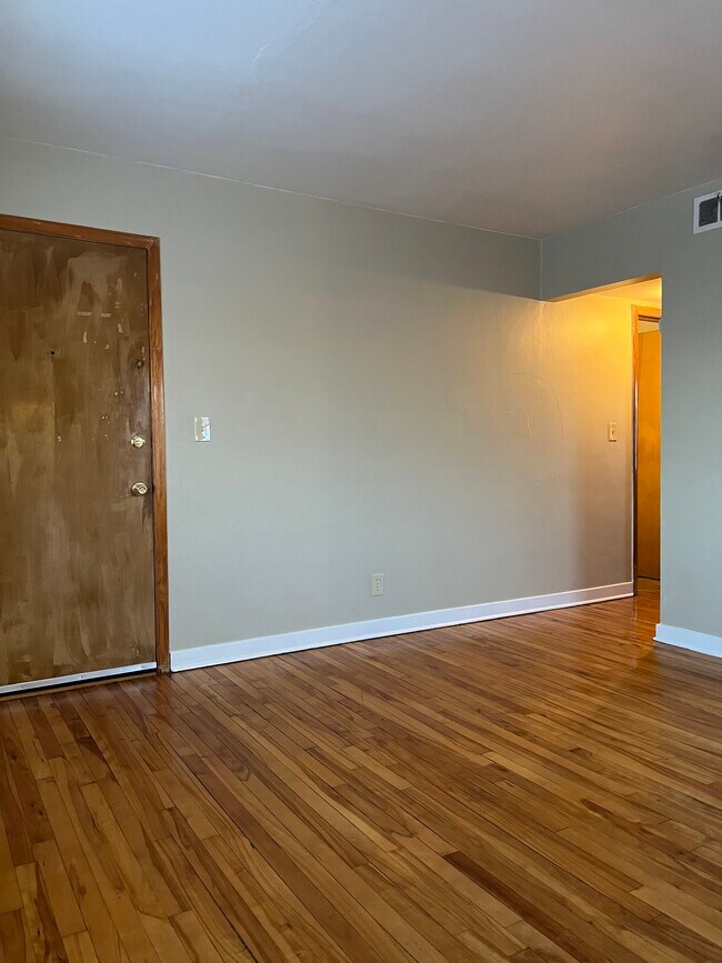 Foto del edificio - 338 E Oklahoma Ave