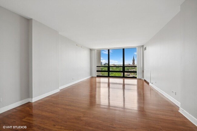 Foto del edificio - 1636 N Wells St