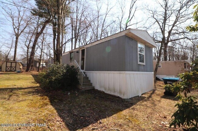 Foto del edificio - 238 Birchwood Ln