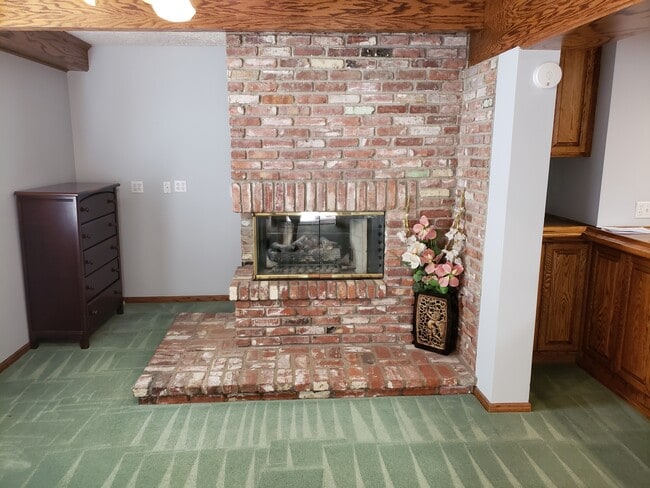 Building Photo - 3934 Alonzo Ave