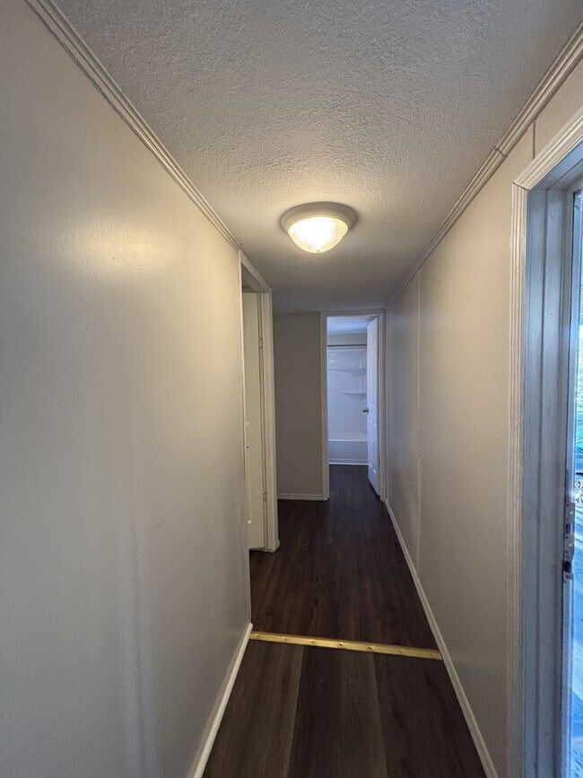 Foto del edificio - 6638 Glen Meadow Dr