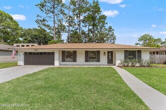 Building Photo - 9783 Viceroy Dr E