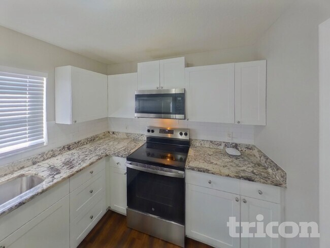 Foto del edificio - 1002 E 108th Ave